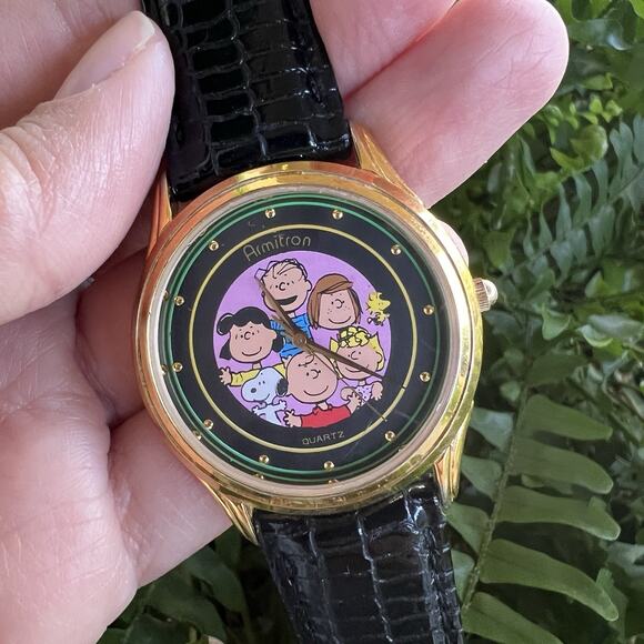 VTG Armitron Peanuts Characters watch GoldTone Black Leather Strap Needs Battery - Picture 1 of 16